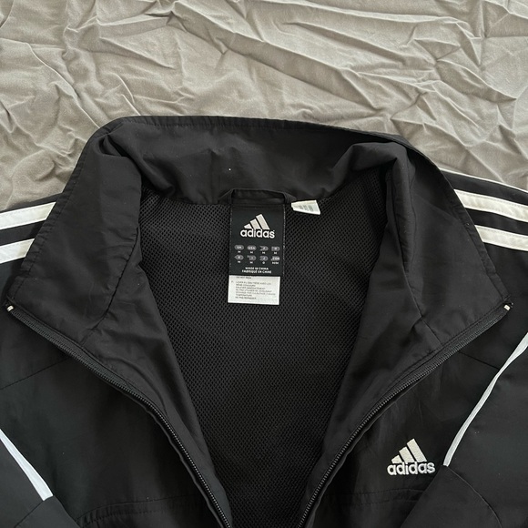 adidas windbreaker - Picture 2 of 2